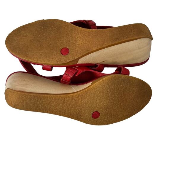 CAMPER Red Wedge Sandal Size 40 EU = 10 US - Picture 13 of 16